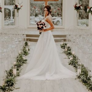 David’s Bridal Strapless Wedding Dress